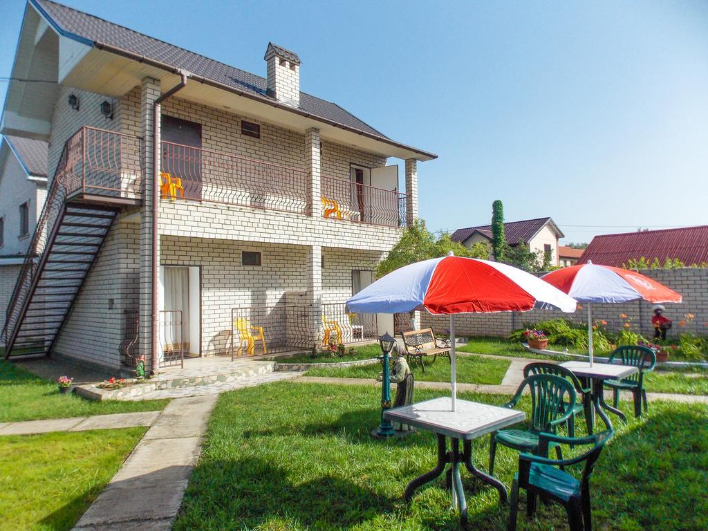 Akunamatata - Мини Отель Zatoka Exterior foto